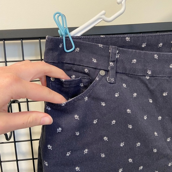 NWOT |‎ ORVIS Women’s patterned pants — size 10 - Picture 3 of 6